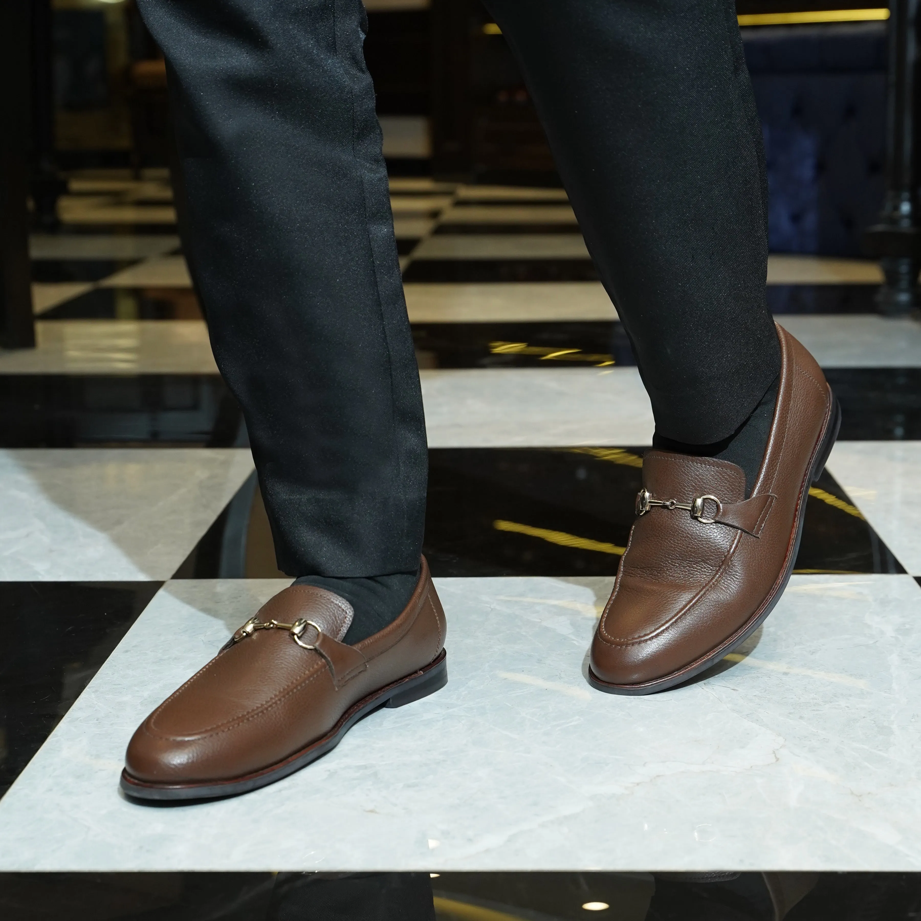 Abada - Men's  Brown Pebble Grain Leather Loafer