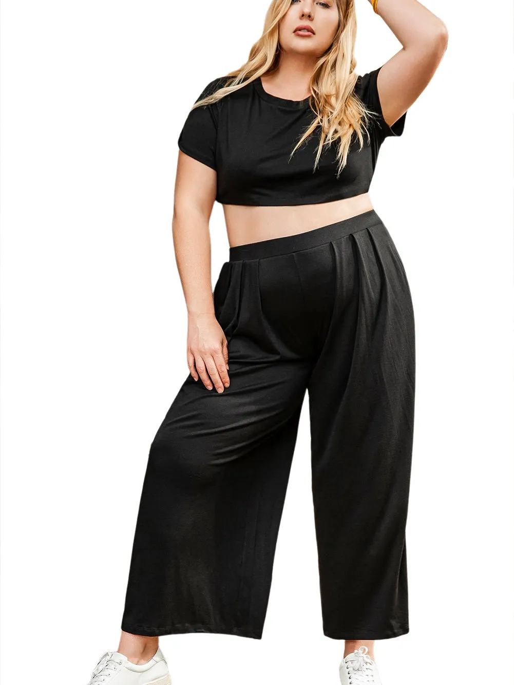 Black Plus Size Crop T-Shirt and Pleated Wide Leg Pants Set